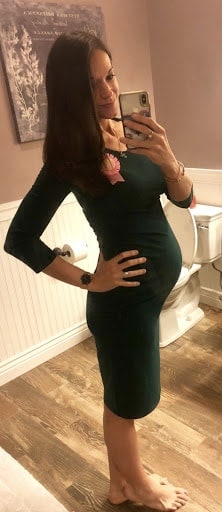 How to Take Pregnancy Selfies That Look Amazing {with pictures and