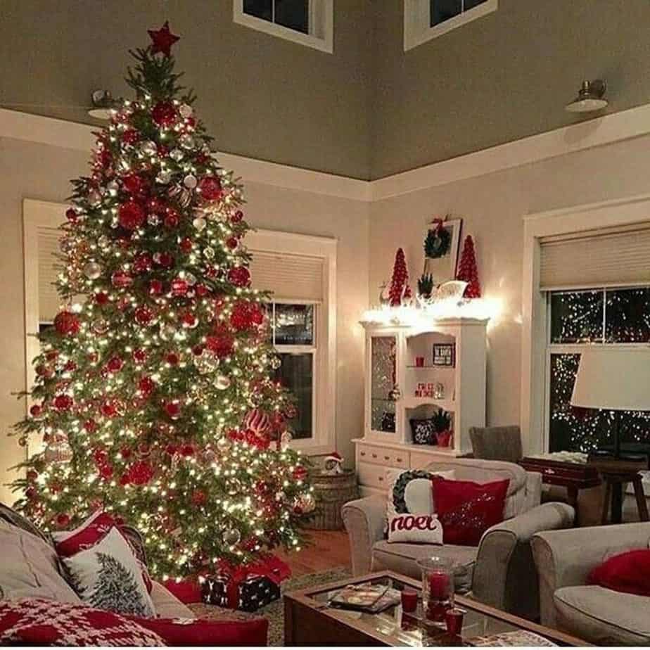 17 Magical Christmas Living Room Decor Ideas to Recreate – Habitat for Mom