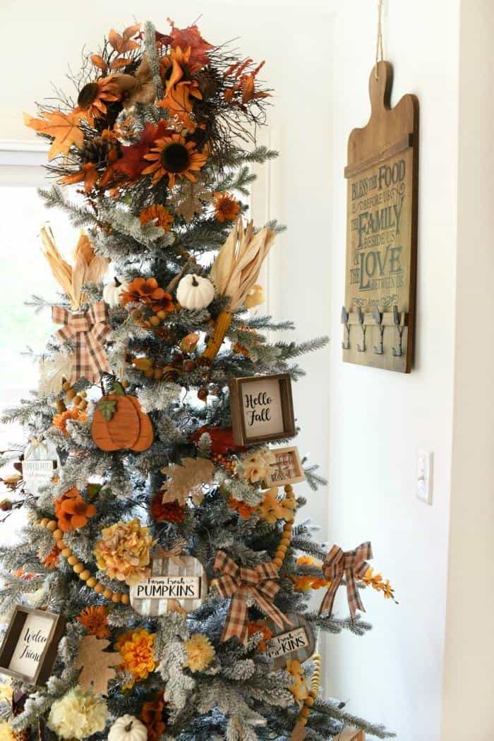 23 Fall Christmas Tree Decorations and Ideas – Habitat for Mom
